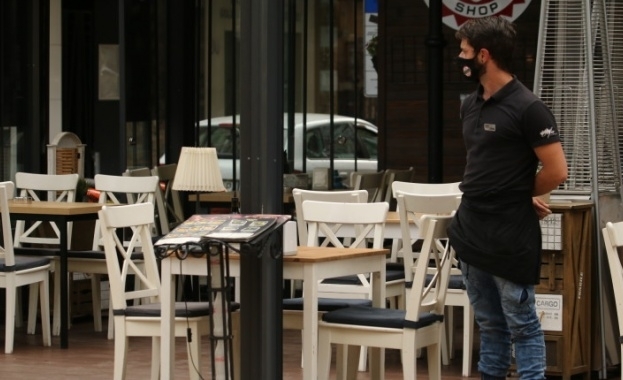 В Шумен затварят всички заведения за две седмици Решение на