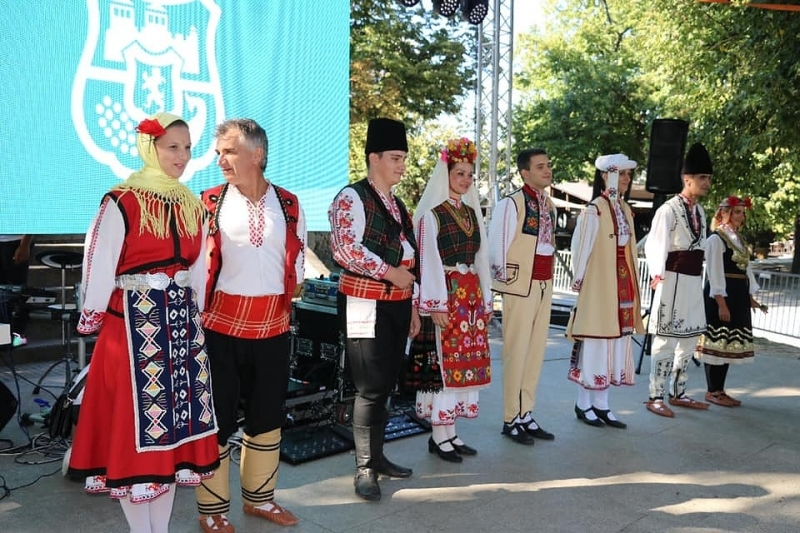 Започна първото издание на Международния фолклорен фестивал Синия Дунав във
