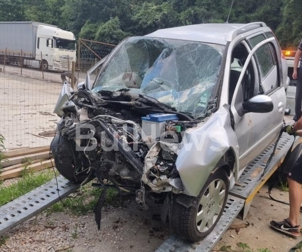 Един човек е загинал при жестоката кататастрофа на Е 79 между Мездра