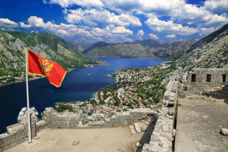 Черногорските власти внесоха изменения в правилата за влизане в страната