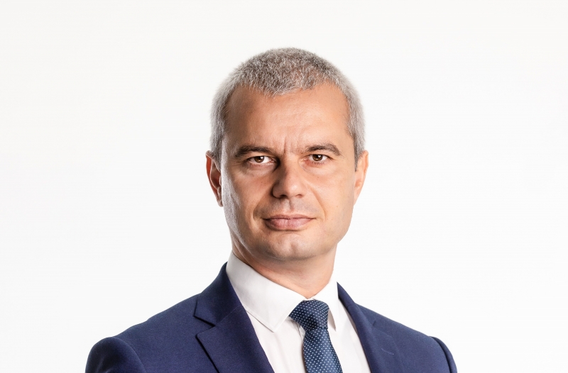 Провокатор който трупа популярност от протести и безредици
Възползва се