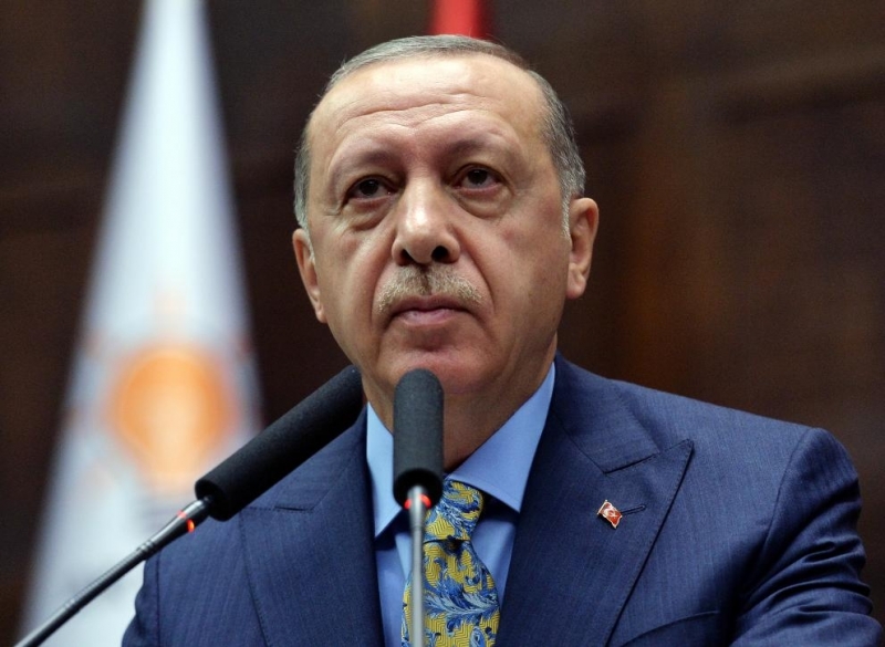 Турският президент Реджеп Тайип Ердоган претърпя тежко поражение в неделя след като Екрем
