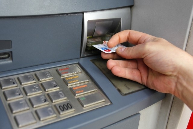 Полицията е задържала четирима българи за предполагаемото им участие в