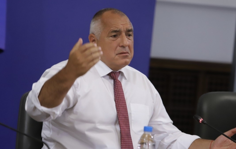 Изтeчe нoв aудиoзaпиc нa тeлeфoнeн рaзгoвoр a глacът oт eднaтa