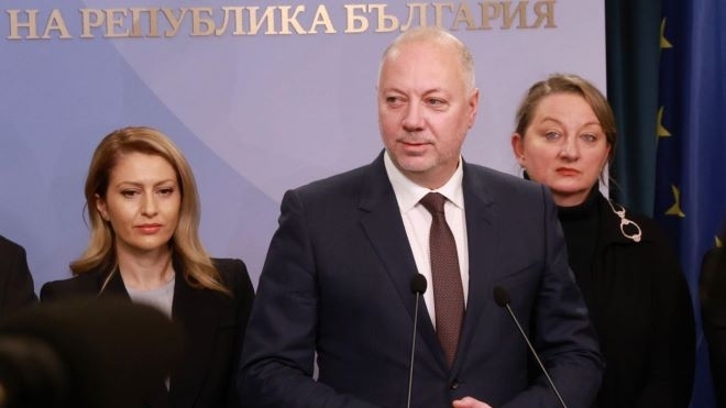 Краят на проевропейското правителство на премиера Росен Желязков вероятно ще доведе