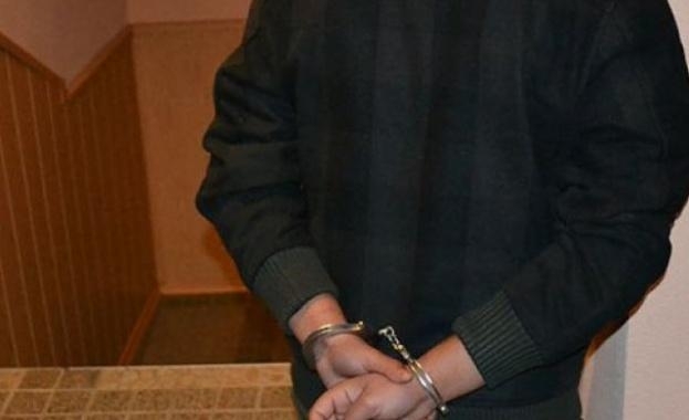 Хванаха мъж задигнал котлон и газова бутилка от дома на