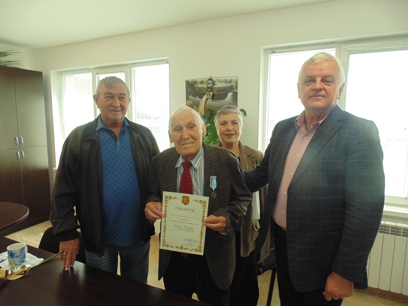 Последните двама живи участници от община Мездра във Втората световна