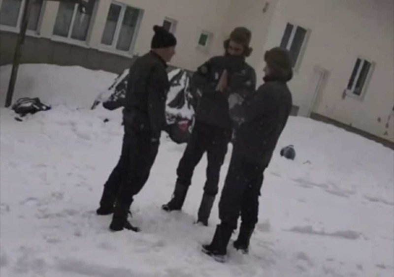 Случаят Петрохан продължава да поражда сериозни въпроси в обществото Според