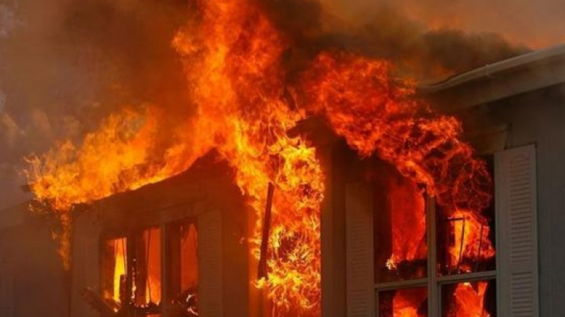 На 1 ноември в 9.40 часа в Белоградчик възникнал пожар