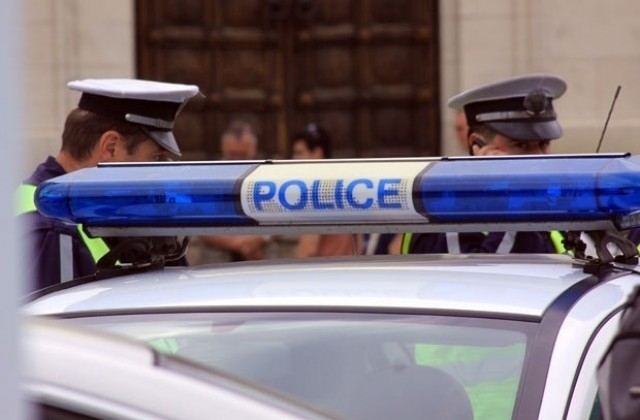 9000 полицаи ще пазят изборите в страната а 1659 от
