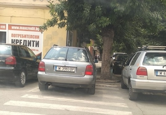 Монтана си има нов първенец по нагло паркиране научи BulNews bg