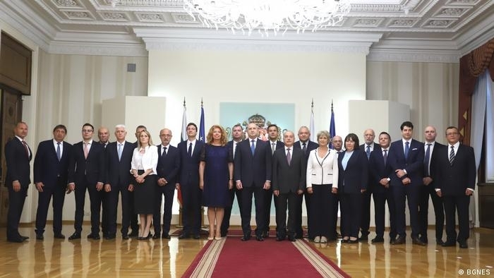 Служебното правителство ще проведе първото си редовно заседание днес На