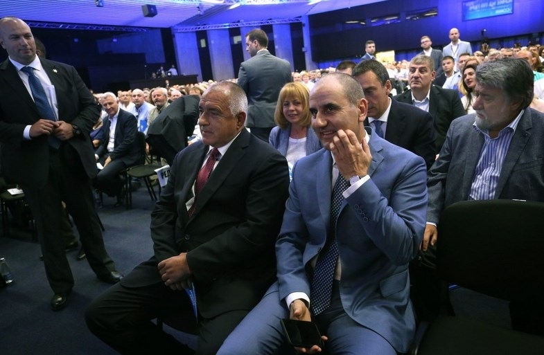 Цветан Цветанов вече е редови партиец в ГЕРБ Едни се