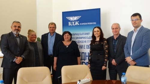 БДЖ и професионалните гимназии по железопътен транспорт обсъдиха възможностите за