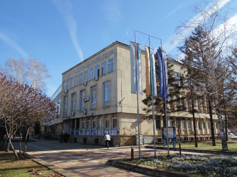 Министърът на образованието и науката Красимир Вълчев е подписал заповед