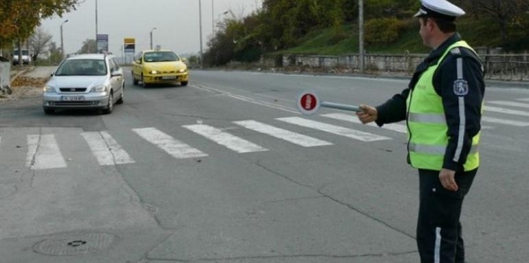 Врачански полицаи са провели няколко спецоперации за денонощие съобщиха от