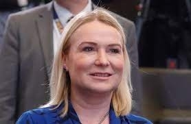 Чехия предаде всички хеликоптери Ми 24 които притежаваше като военна помощ