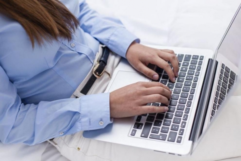 Около 30 хиляди работещи българи ще преминат обучение по чужд