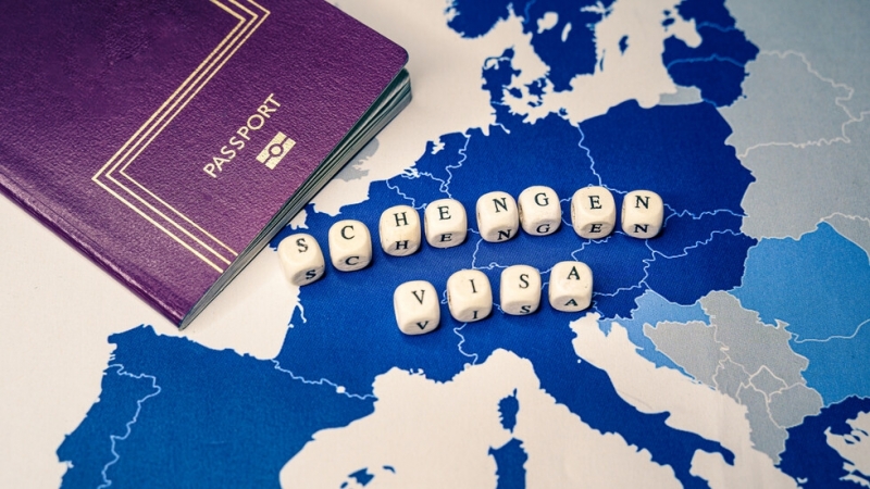 Руските граждани които имат шенгенска виза издадена от републиката няма