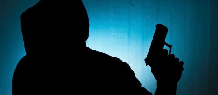 Въоръженилица влязоха в нощен клуб в бразилския град Мостардаси застреляха