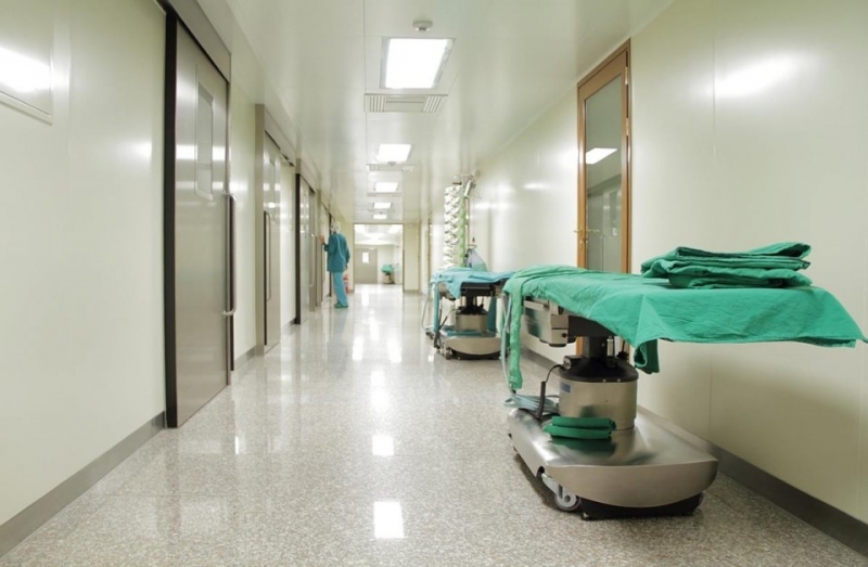 Бременни родилки и персонал бяха евакуирани при пожарна ситуация в