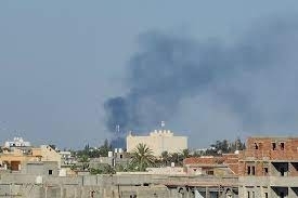 При престрелките между две водещи въоръжени групировки в либийската столица