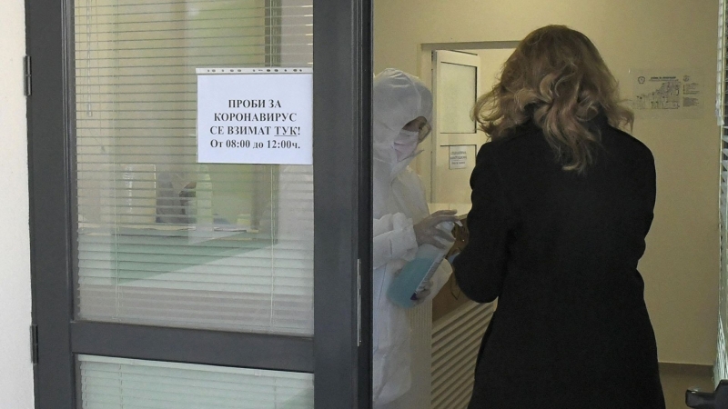 Продължава тестването за коронавирус в област Враца сочат данните на
