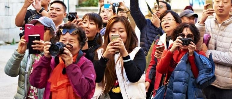 Китайските туристи които посещават България се удвояват всяка година Това съобщи Ту