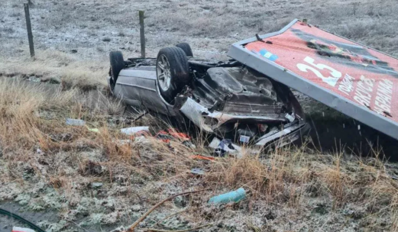 Шофьор катастрофира тази сутрин на АМ Тракия  заради несъобразена с пътните условия скорост Инцидентът е