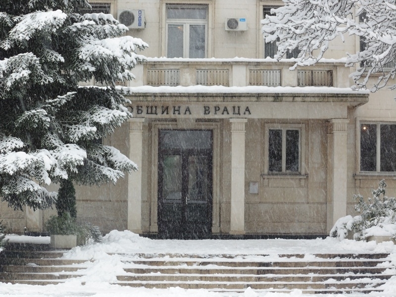 Учениците от общините Враца Бяла Слатина и Борован са единствените