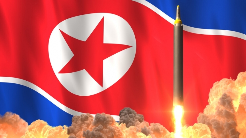 Северна Корея изстреля още 100 артилерийски снаряда от западния си