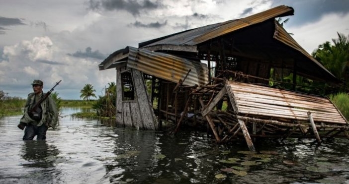 Двадесет и пет годишна жена бе извадена днес от морето