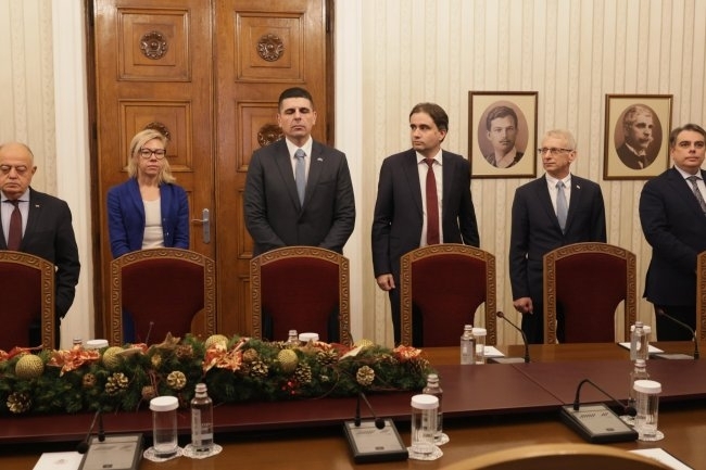 Moделът Борисов Пеевски трябва да бъде разграден и смяната на