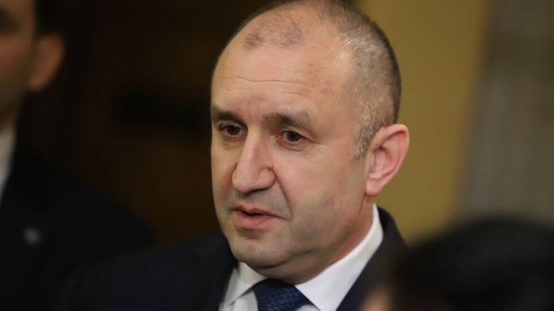 Президентът Румен Радев ще започне консултации с парламентарните групи за