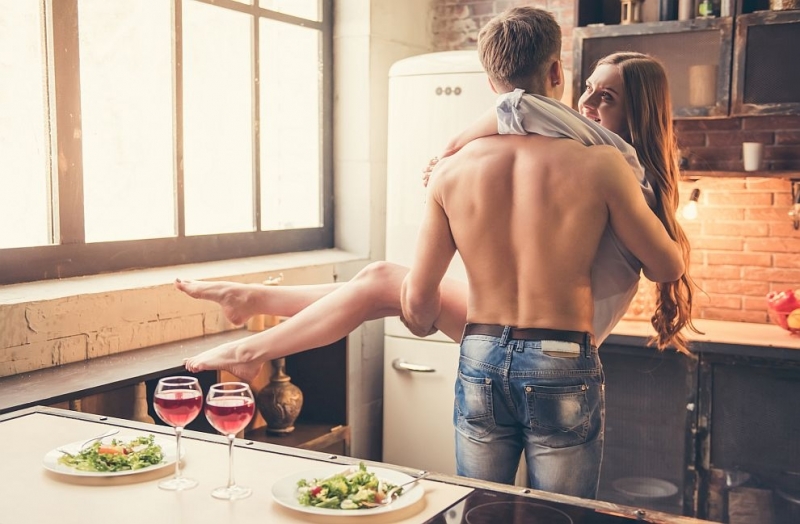 Еректилната дисфункция може да бъде причинена от тревожност стрес умора