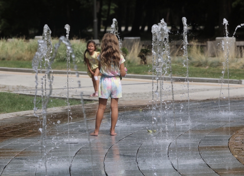 Днес ще бъде слънчево след обяд – горещо съобщиха от