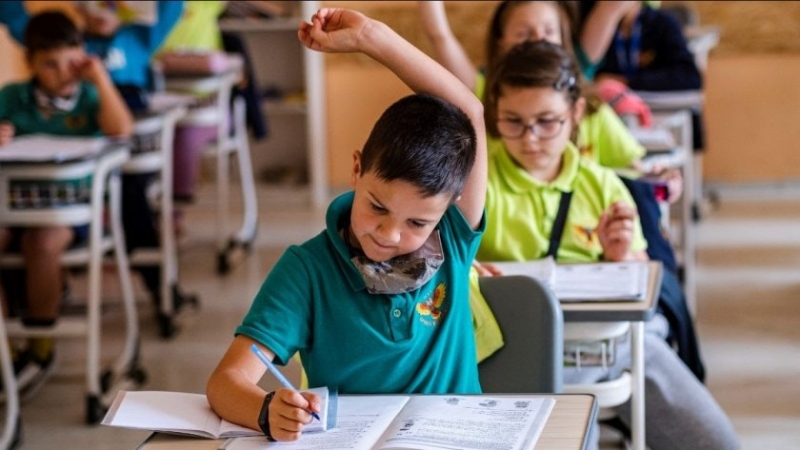 При 10 болни ученици ще се преминава към дистанционно обучение По малко