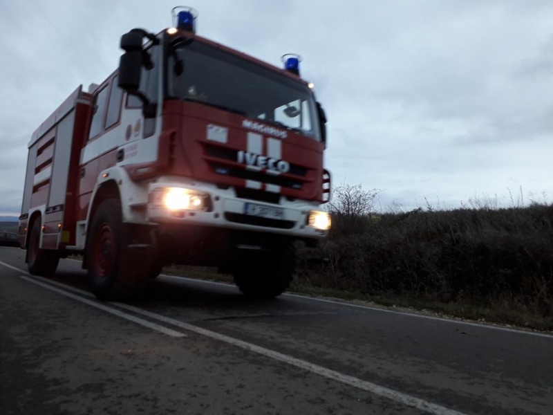 Заради детска игра: Голям пожар избухна в Силистренско
