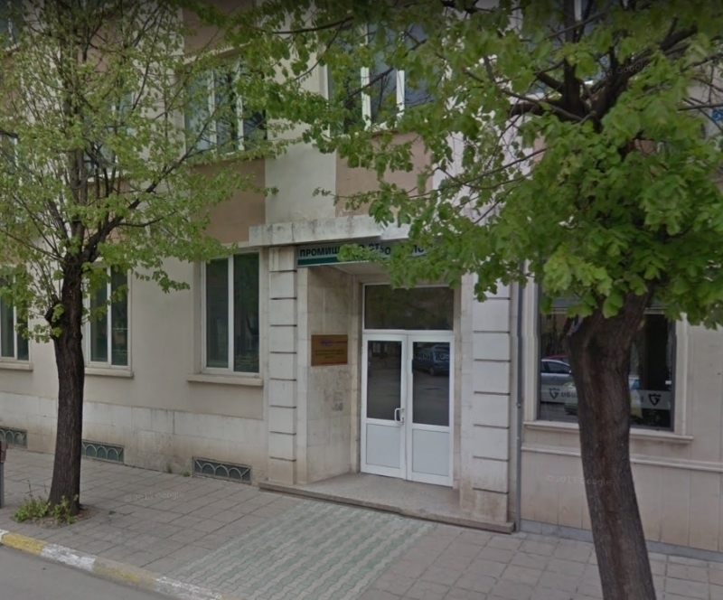 Службата по геодезия картография и кадастър във Враца си търси