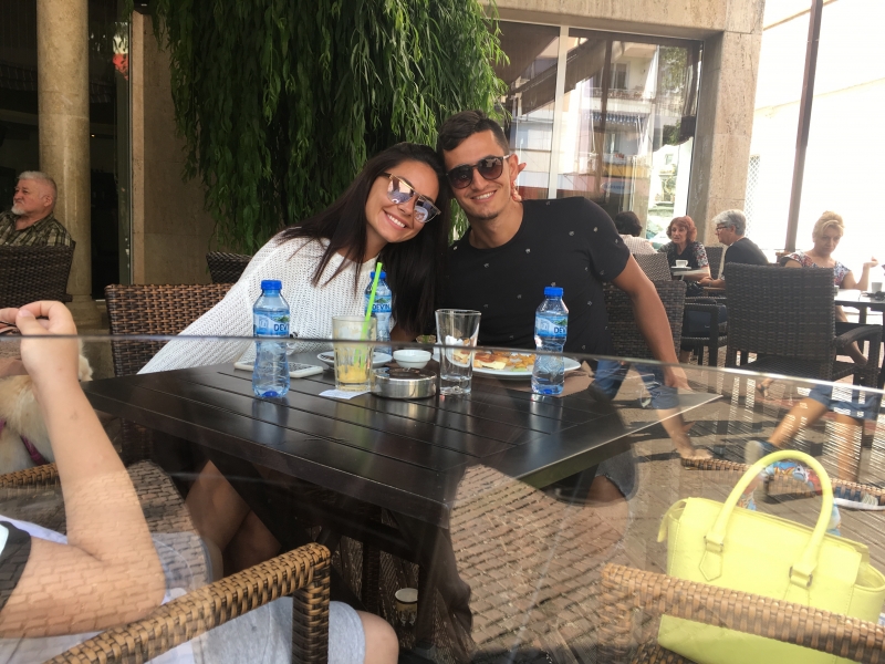 „Мис Национален отбор“ Радост Тодорова доведе във Враца приятеля си
