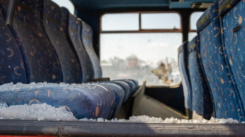 Десет души бяха ранени двама от които тежко при сблъсък