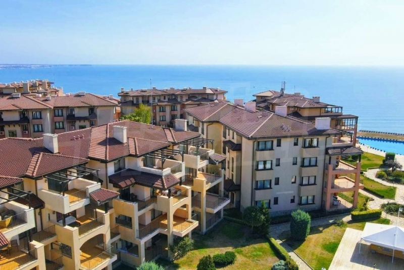 Руски граждани продължават да разпродават недвижимите си имоти у нас