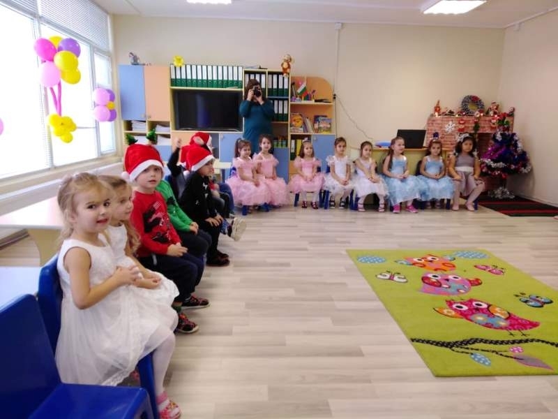 24 са победителите в конкурса за картички Моята вълшебна Коледа