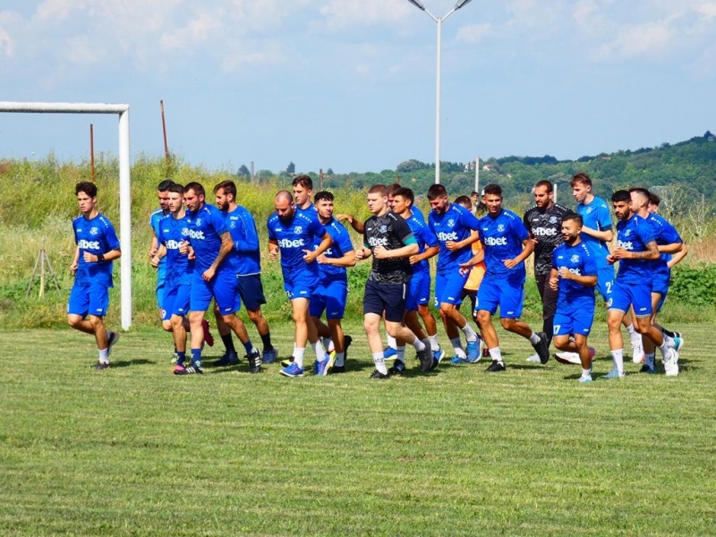 Новакът в Северозападната трета лига Дунав Лом загуби с 0 4