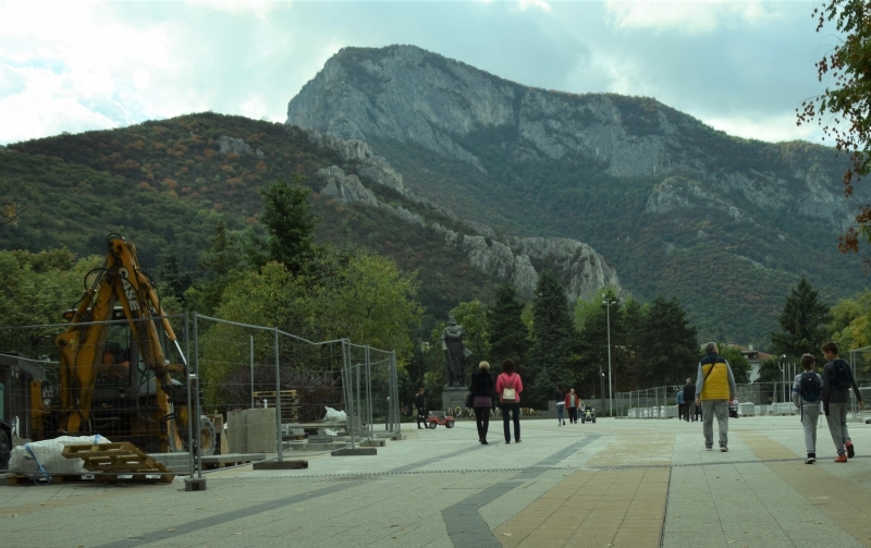 В Общинската избирателна комисия във Враца е получен сигнал от