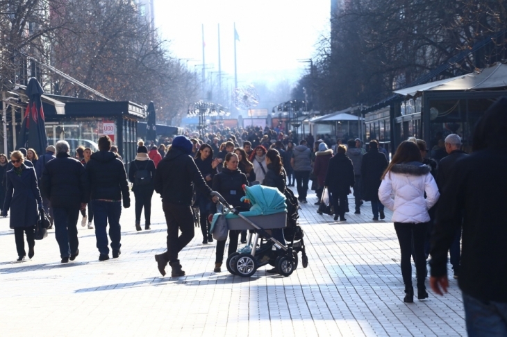 С повече от 50 хил души се е стопило населението