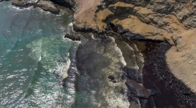 Петролният разлив в Черно море няма да достигне до бреговете