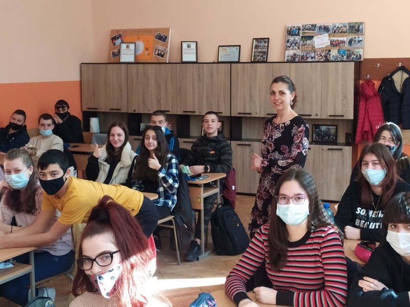 Съдия Вероника Бозова от Районен съд Враца изнесе беседа