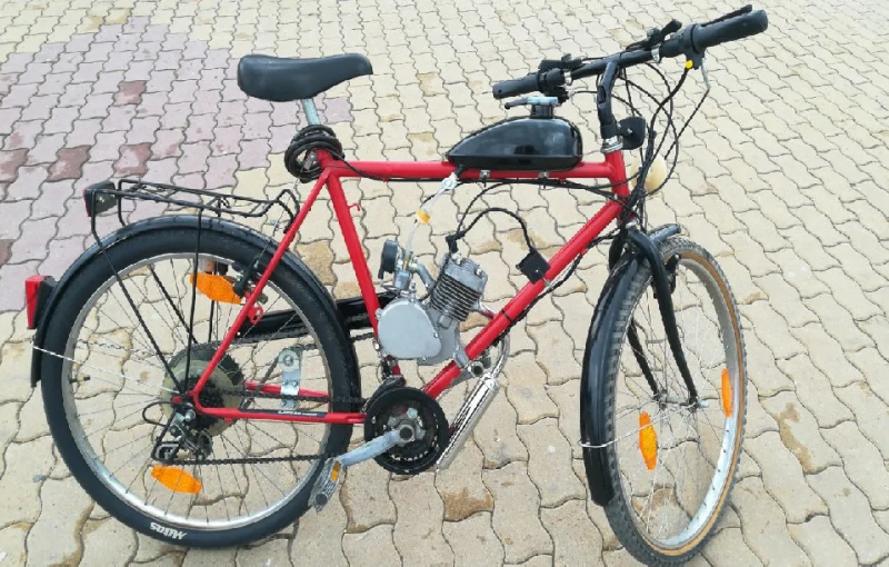 Спипаха пиян мъж подкарал колело с бензинов двигател във Враца