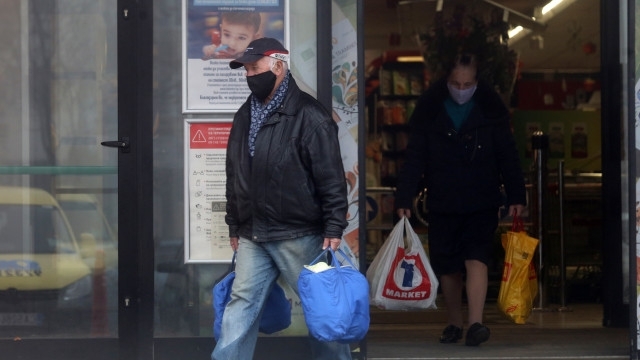 От 1 май отпада изискването магазините за хранителни стоки да